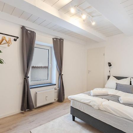 Terrace Apartment With 5 Rooms, Whirlpool And Bbq Augsburg Exterior photo