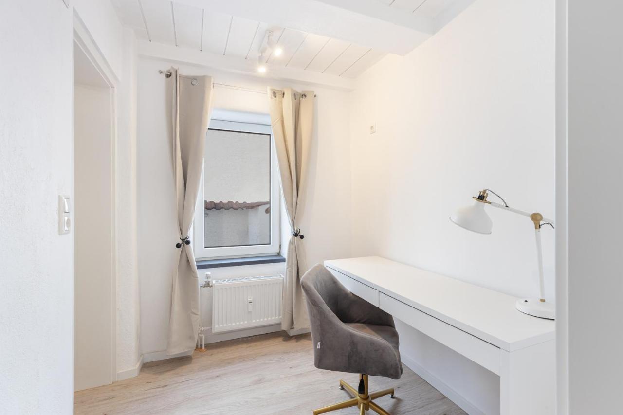Terrace Apartment With 5 Rooms, Whirlpool And Bbq Augsburg Exterior photo